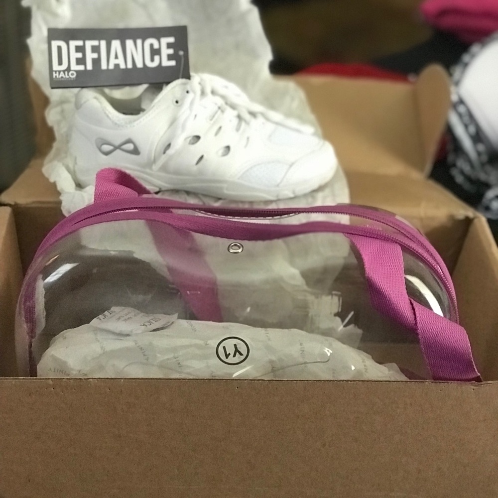 Nfinity Defiance cheer shoe